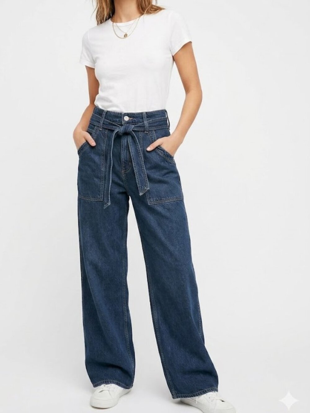 We The Free, Women's  Belted Boyfriend Slouchy Relaxed Wide Style Jeans  Size 30